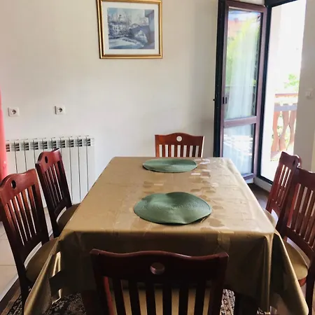 Aparthotel Beautiful Two Bedroom 4th Floor In Elegant Luxe With Pool, Sauna, Gym And Steam 4*