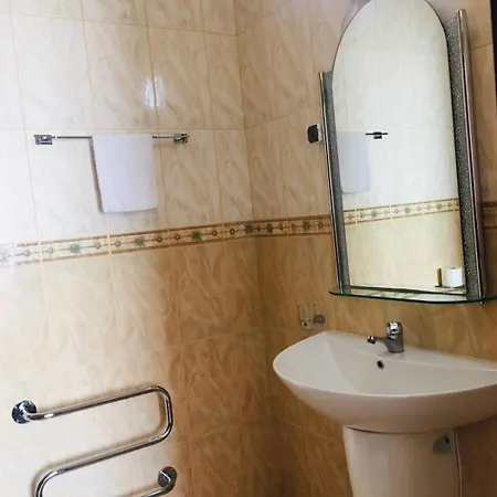 Beautiful Two Bedroom 4th Floor In Elegant Luxe With Pool, Sauna, Gym And Steam Appart hôtel 4*