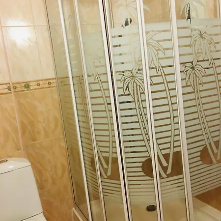 Beautiful Two Bedroom 4th Floor In Elegant Luxe With Pool, Sauna, Gym And Steam Appart hôtel